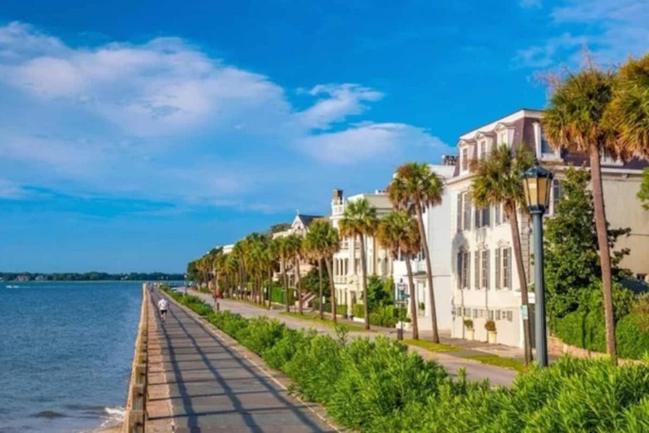 ☆Live On The Water! Lake Palmetto Palm W/ Patio - 10Min To Downtown & Beaches☆ Charleston Extérieur photo